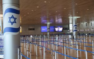 Irán afirma que detuvo a dos agentes del Mosad con equipo para drones y explosivos