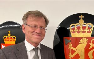 Lanzan una granada en residencia del embajador de Noruega en Tel Aviv; no se reportan heridos