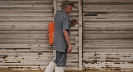 Rodean dos tormentas al país: "Barry" se acerca al Golfo de México y "Flossie" avanza en el Pacífico