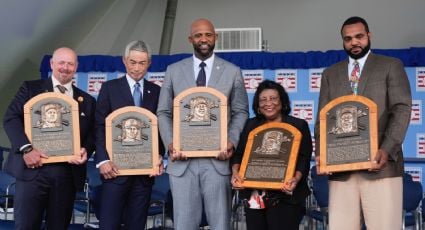 Ichiro Suzuki da show de buen humor al ingresar como el primer japonés de la historia al Salón de la Fama de la MLB