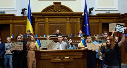 Ucrania revierte ley que amenazaba con socavar la independencia de organismos anticorrupción