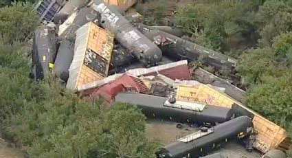 Tren de Union Pacific se descarrila en Texas; 35 vagones terminan unos sobre otros
