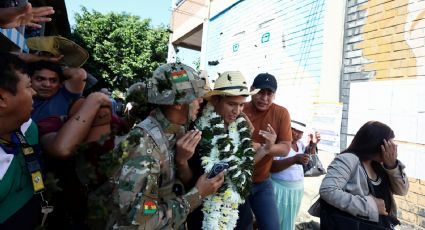 Apedrean y abuchean al candidato presidencial Andrónico Rodríguez tras votar en Bolivia; es criticado por alejarse de Evo Morales