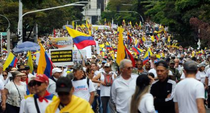 Colombianos marchan en apoyo a Álvaro Uribe con marcha; aseguran que fue víctima de una justicia politizada