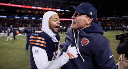 Entrenador de Bears lanza dardo a Green Bay tras eliminarlos en playoffs: "Que se jo... los Packers"