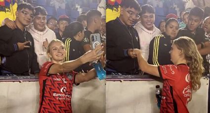 Dos aficionados realizan extraña petición a una futbolista del Mazatlán: le piden que les regale su liga del pelo