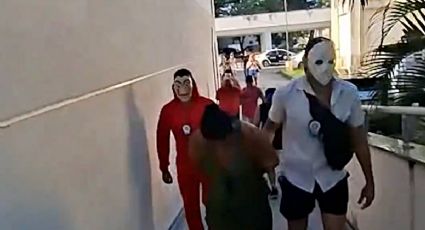 Policías con máscaras de la serie “La casa de papel” detienen a ladrones en el carnaval de Río de Janeiro