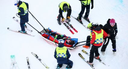 ¡Escalofriante! Atleta cae tras salto de 5 metros y convulsiona en el esquí libre de los JO de Invierno