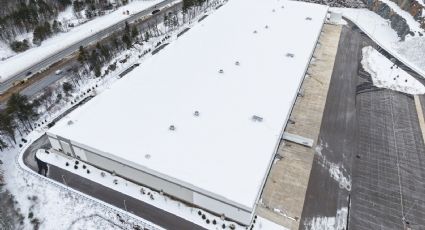 ICE busca comprar depósitos y almacenes para convertirlos en centros de detención migratorios; grupos civiles expresan su rechazo