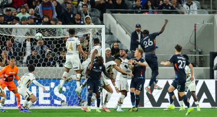 Llueven críticas y tachan de 'vendehumo' a Efraín Juárez, DT de Pumas, tras goleada del San Diego FC: "Lo importante es que marcamos un gol de visita"