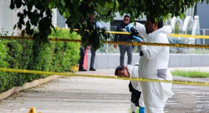 Arrojan bolsa negra con un cuerpo calcinado afuera de la fiscalía estatal en León