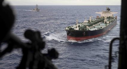 "Intentó escapar, pero lo seguimos": EU intercepta petrolero en el océano Índico por violar el bloqueo de Trump en el Caribe