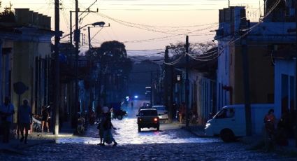 Colapsa la red eléctrica de Cuba: toda la isla se queda sin servicio de luz