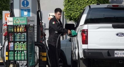 Pactan gobierno y gasolineros reducir el precio del diésel a 27 pesos por litro
