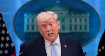 Trump amaga con imponer aranceles del 50% a países que suministren armas a Irán