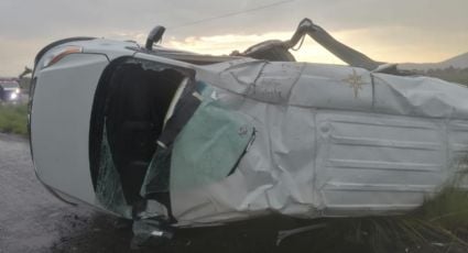 Choque entre un autobús y una camioneta en Michoacán deja 17 personas lesionadas