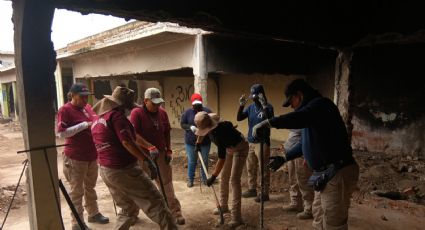 Colectivo de búsqueda halla los cuerpos de tres personas en una fosa clandestina en Guanajuato