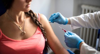 Meningitis en Reino Unido: muere un estudiante y otros dos están bajo tratamiento