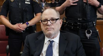 Juez declara nulo el tercer juicio contra el exproductor Harvey Weinstein acusado de abuso sexual