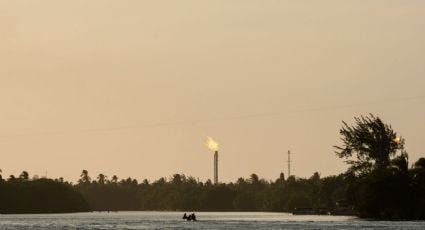 Pemex asegura que incidente en Dos Bocas fue una "flama" durante trabajos de mantenimiento