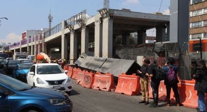 Se desploma estructura metálica de las obras del tramo elevado en la calzada San Antonio Abad, de la CDMX