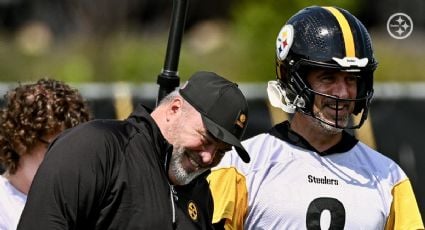 Aaron Rodgers renueva a los 42 años por una campaña con los Steelers para reunirse con el único coach con el que ganó un Super Bowl