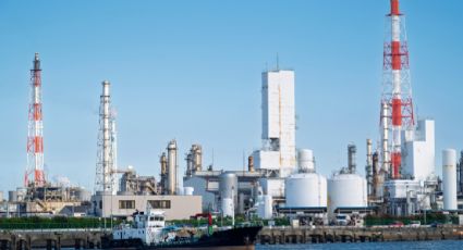 Refinería japonesa informa que recibirá crudo de Rusia ante el conflicto entre EU e Irán