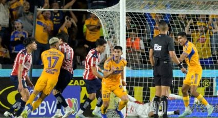 ¡No resisten la desmantelada! Chivas se quema otra vez en el Volcán y tiene un pie y medio fuera de la Liguilla