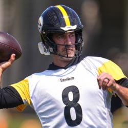 Aaron Rodgers, legendario QB de 42 años, anuncia que la temporada 2026 de la NFL será la última de su carrera: “Se acabó”
