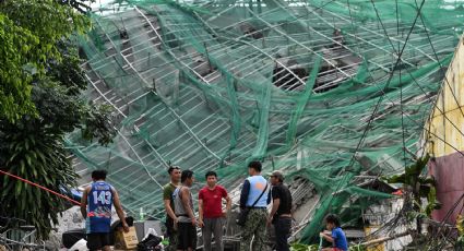 Suman al menos tres personas muertas y 17 continúan desaparecidas tras derrumbe de edificio en Filipinas