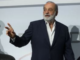 Slim advierte que la baja producción de Pemex y la pobreza son unos de los problemas de México