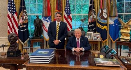 Trump recibe al hijo de Bolsonaro en la Casa Blanca y respalda su candidatura presidencial en Brasil