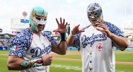 Dos luchadores del CMLL participan en la Noche de la Herencia Mexicana organizada por los Dodgers en Los Ángeles