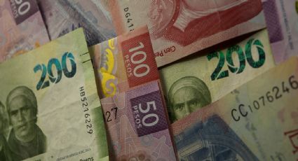 Peso mexicano y bolsa cierran a la baja ante tensiones en Medio Oriente y dudas sobre acuerdo de EU e Irán