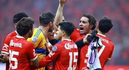 ¡Calientito! Se arma la bronca entre jugadores de Toluca y Tigres tras la Final de la Concachampions; 'Pollo' Briseño y Vigón, los protagonistas