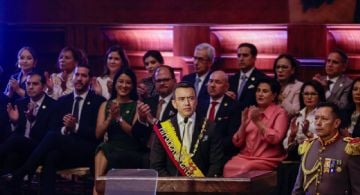 Ecuador oficializa la eliminación de los aranceles del 100% impuestos a Colombia