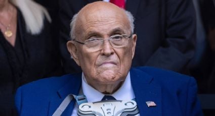 Neumonía, la causa de la hospitalización de Rudy Giuliani; "se está recuperando", afirma su portavoz