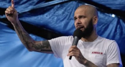Dani Alves, exfutbolista que estuvo en la cárcel por agresión sexual, da discurso como predicador ante 40 mil personas