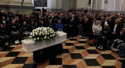 Alex Zanardi, excampeón de automovilismo y paralímpico, es despedido por miles de aficionados en su funeral: “Adiós, leyenda”