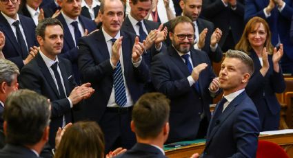 Invisten a Péter Magyar como nuevo primer ministro de Hungría y pone fin a 16 años de Orbán