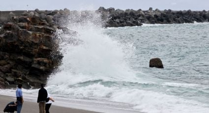 Tifón "Jangmi": Japón cancela unos 400 vuelos, emite órdenes de evacuación y confirma al menos tres víctimas