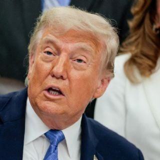 "EU atacará esta noche con gran dureza": Trump amenaza a Irán con apropiarse de su petróleo