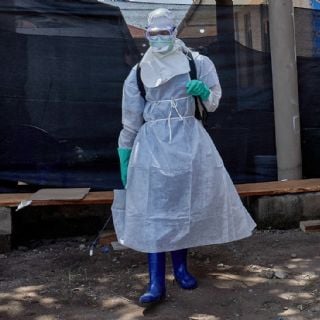 OMS advierte que brote de ébola se expande tanto en números como a nuevas zonas
