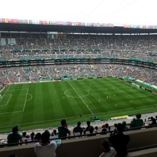 River Plate se burla del Azteca por su capacidad para debut del Mundial; lo compara con su estadio