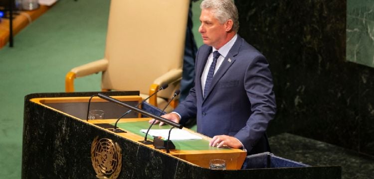 Presidente de Cuba presenta reformas económicas para afrontar "exigencias de los tiempos actuales"