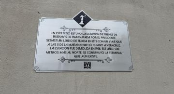 "Ruta de la memoria": placas conmemorativas para prevenir la destrucción y el olvido