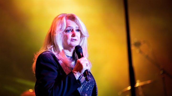 La cantante Bonnie Tyler despierta del coma tras un mes internada; cancela conciertos programados para verano