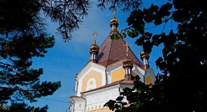 Multan y expulsan de Rusia a un pastor de EU que llamó a los fieles a rezar por Trump