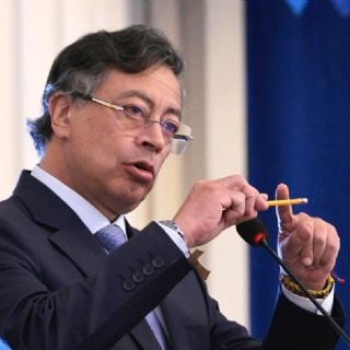 Petro pide "máxima vigilancia" en la segunda vuelta de las elecciones presidenciales en Colombia