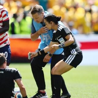 Katia Itzel García participa en su tercer partido en el Mundial: casi debuta como central por lesión